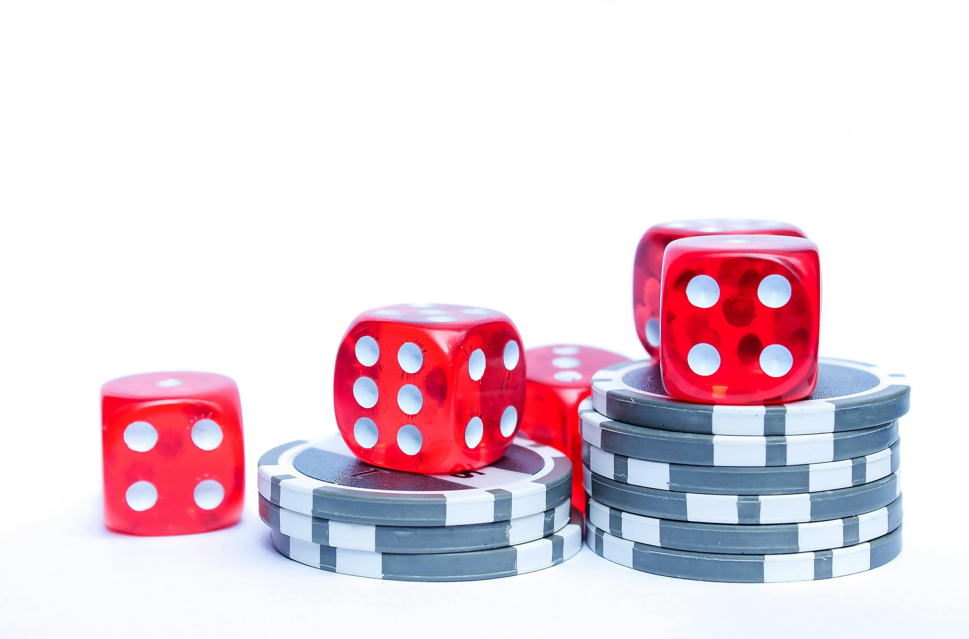 Slot game reels and symbols on 1 ph platform for Filipino players
